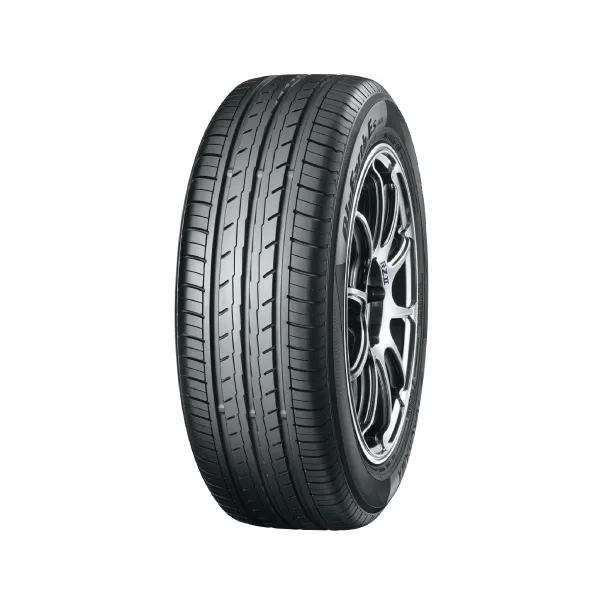BluEarth-Es-ES32-1535x2048-1-8.jpg BluEarth Es ES32 1535x2048 1 8 - Neumaticos CentralTire